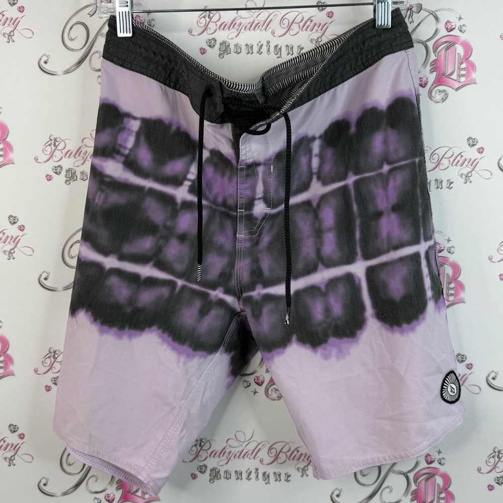 Volcom shorts swim trunks beach board surf Tie-Dye Purple and Black Board Shorts